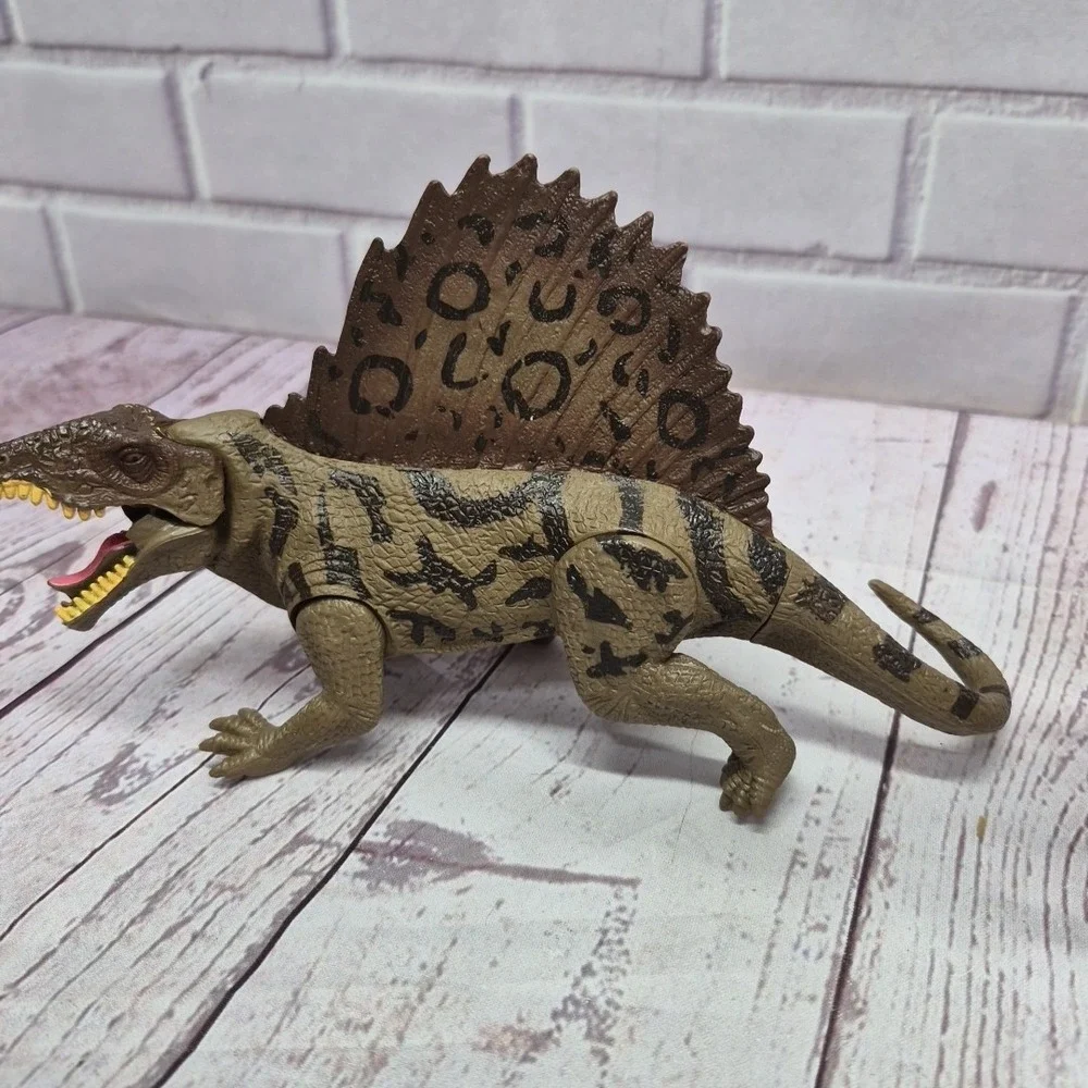 VTG Dinosaurs Lot Of 4, Movable Jaws, Wings, Legs